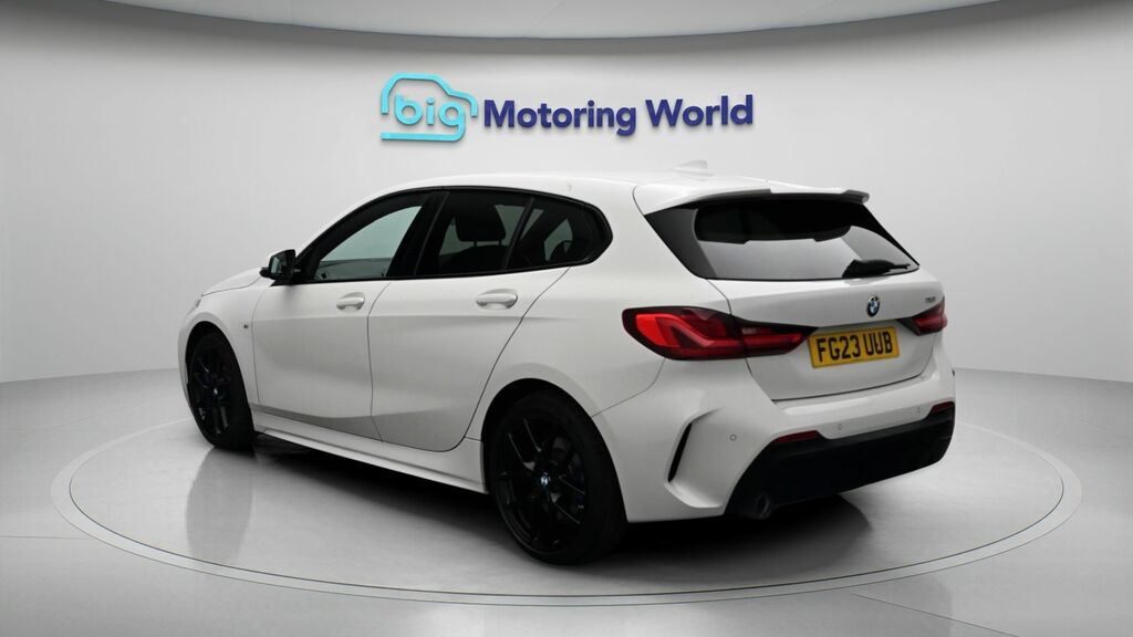 BMW 1 Series M Sport FG23UUB White #5