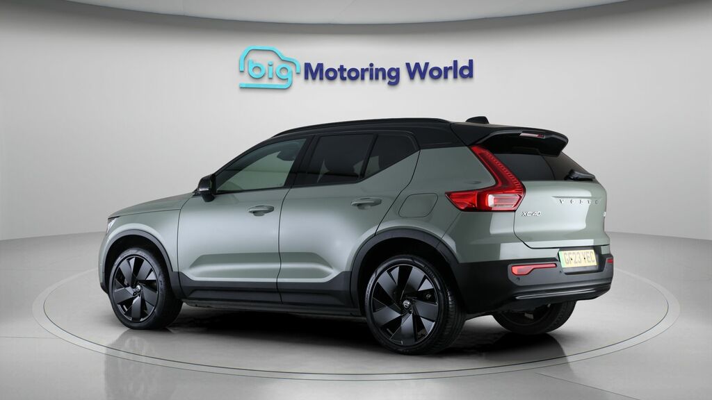 Volvo XC40 Ultimate Green #5