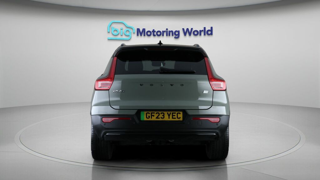 Volvo XC40 Ultimate Green #6