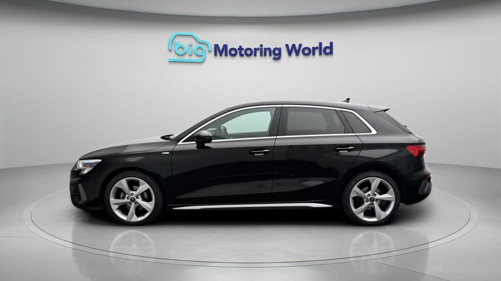 Audi A3 S Line HG23UUH Black #4