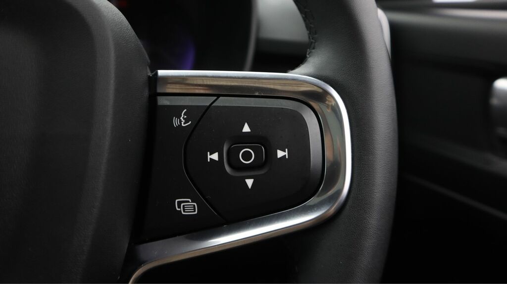 Volvo C40 170Kw Recharge Core 69Kwh Black #26