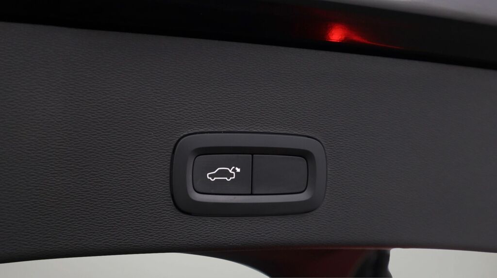 Volvo C40 170Kw Recharge Core 69Kwh Black #23
