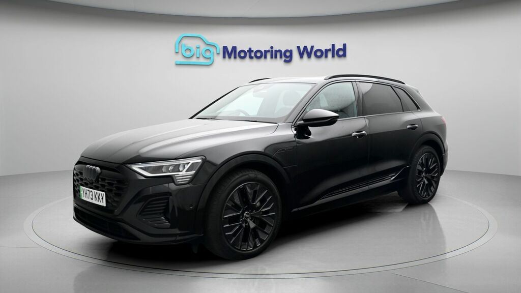Audi Q8 e tron Black Edition Black #3