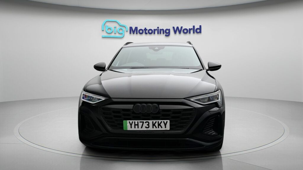 Audi Q8 e tron Black Edition Black #2