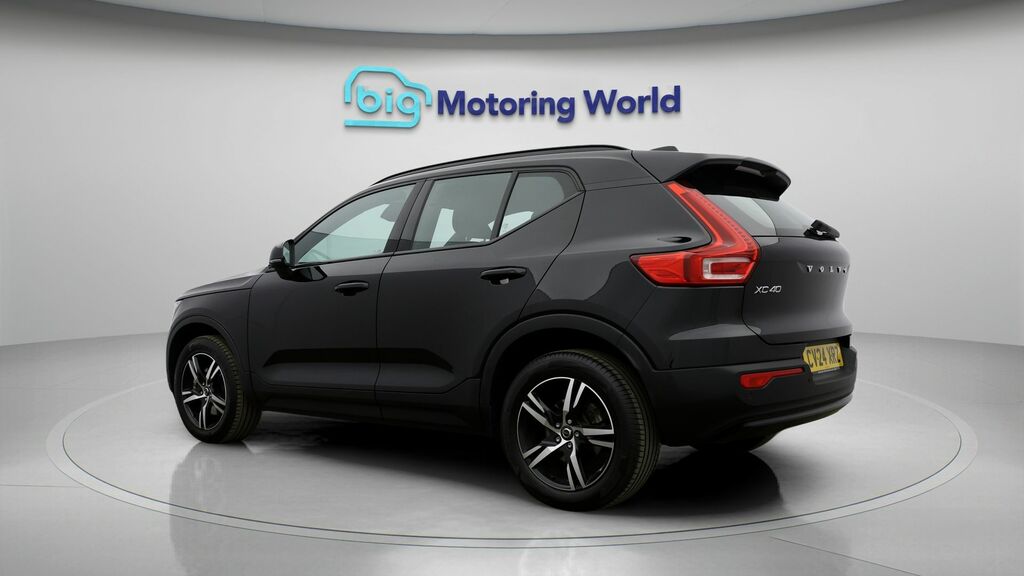 Volvo XC40 2.0 B3p Plus Dark Estate Black #5