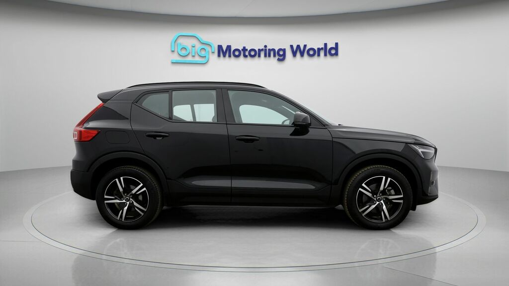 Volvo XC40 2.0 B3p Plus Dark Estate Black #8