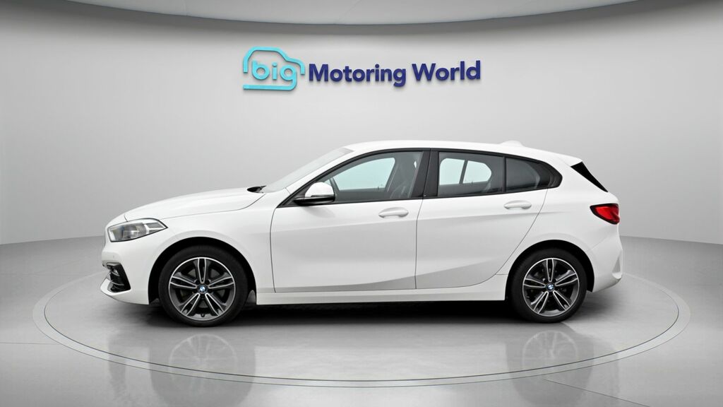 BMW 1 Series Sport White #4