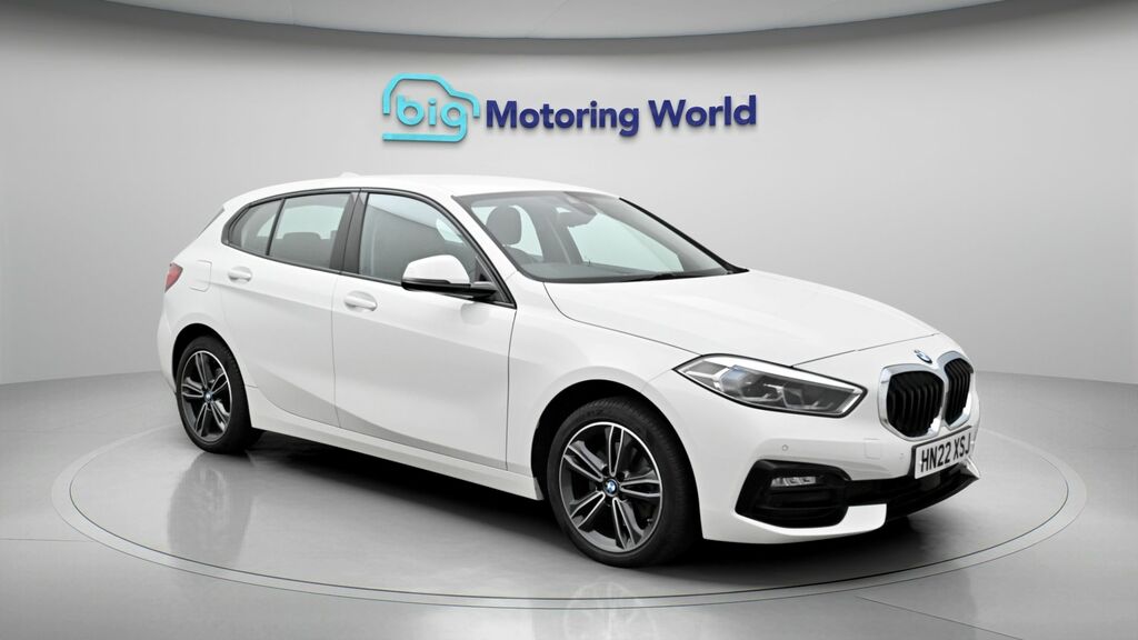 BMW 1 Series Sport White