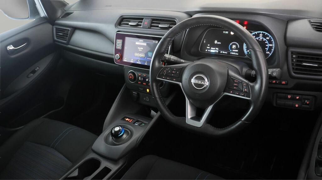 Nissan Leaf 110Kw N-connecta 40Kwh Grey #9