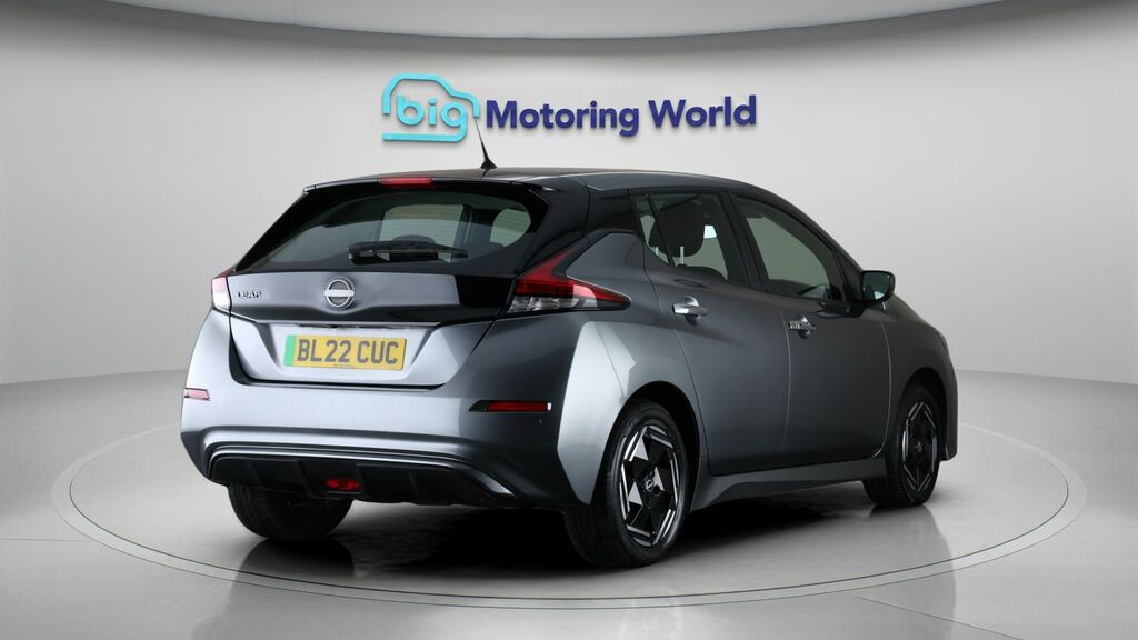 Nissan Leaf 110Kw N-connecta 40Kwh Grey #7