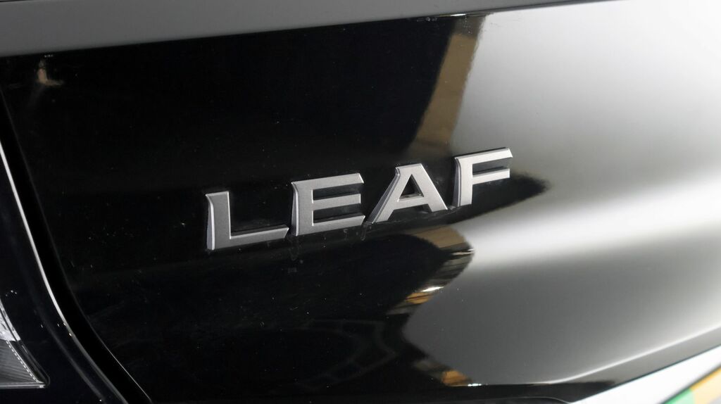 Nissan Leaf 110Kw N-connecta 40Kwh Grey #20