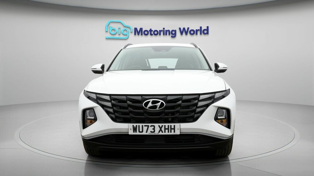 Hyundai Tucson Se Connect WU73XHH White #2