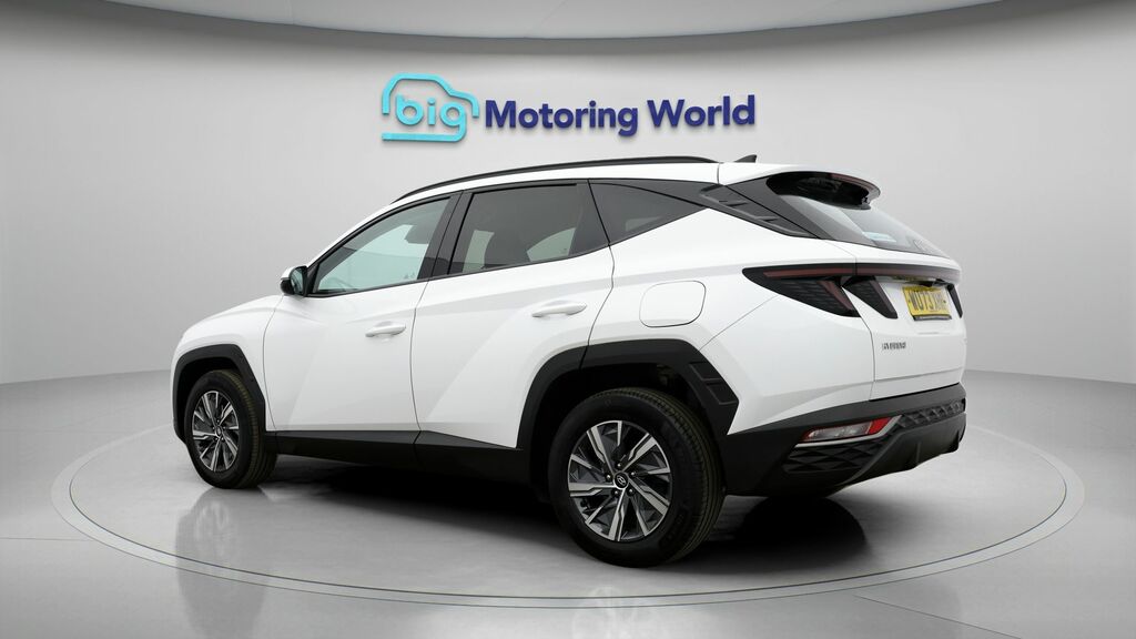 Hyundai Tucson Se Connect WU73XHH White #5