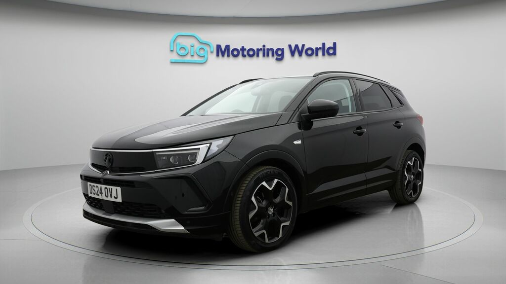 Vauxhall Grandland Ultimate Black #3