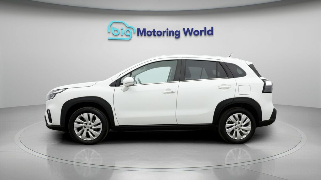 Suzuki S Cross Motion White #4