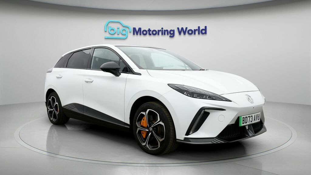MG MG4 Xpower White