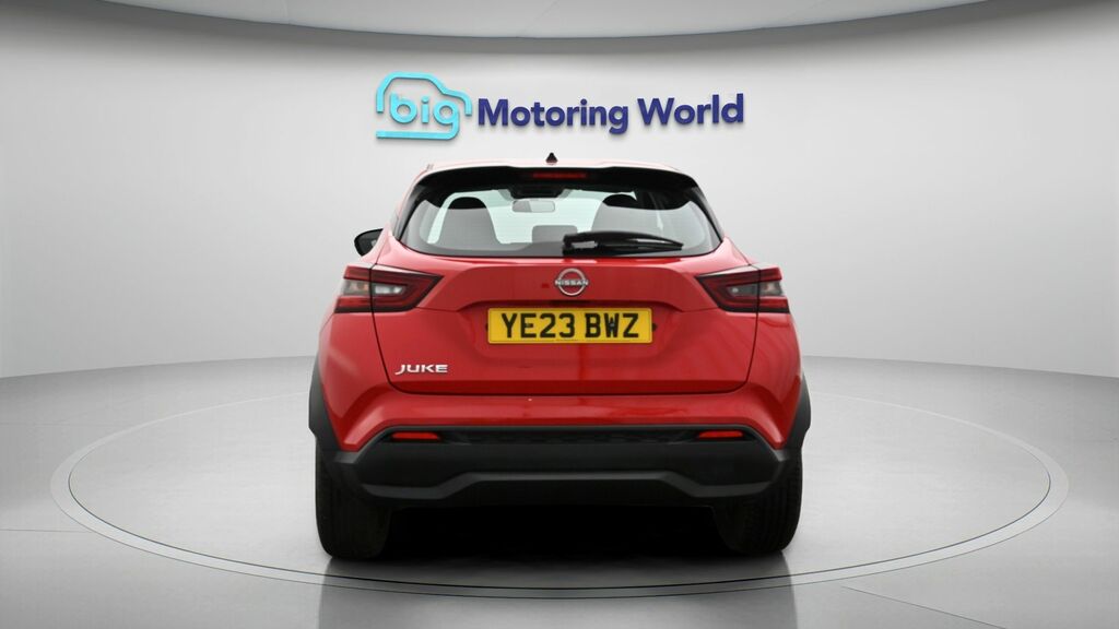 Nissan Juke Acenta Red #6