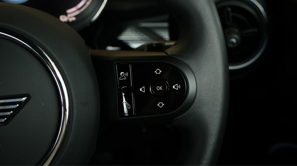 Mini Electric 32.6Kwh Level 3 Hatchback 184 P Black #22