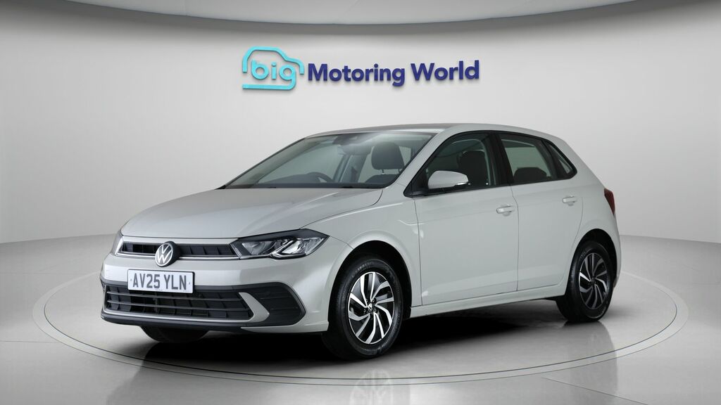 Volkswagen Polo Life Grey #3