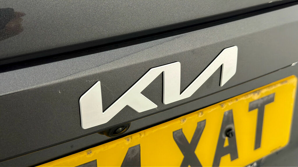 Kia Niro Kia Niro 3 White #19