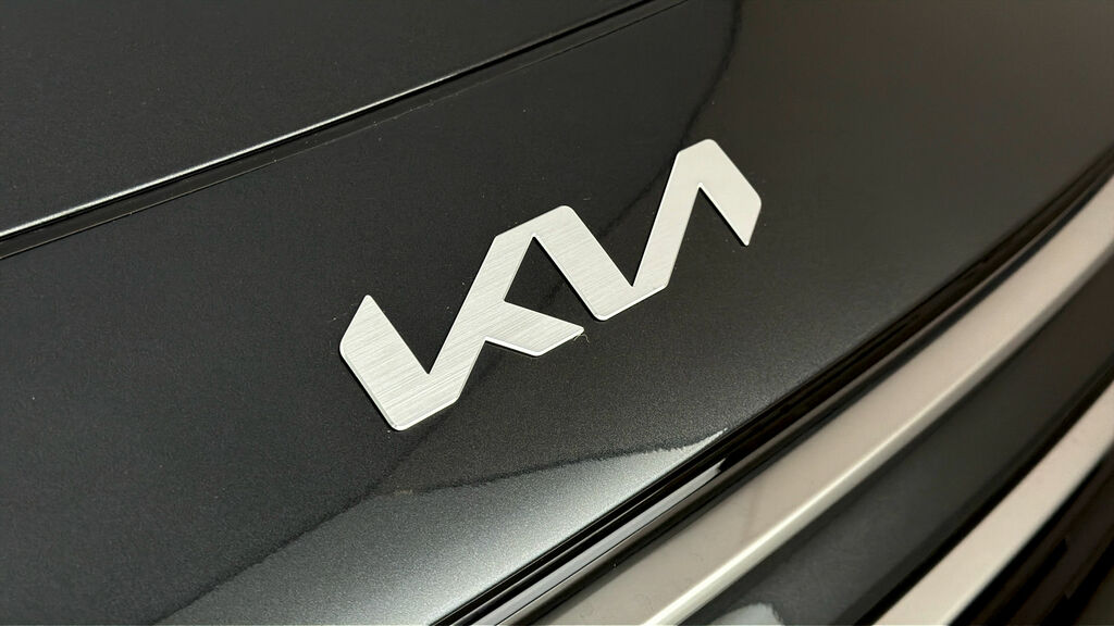Kia Niro Kia Niro 3 White #20