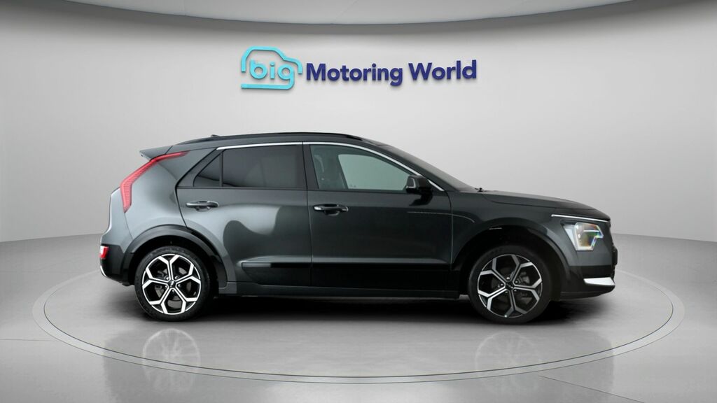 Kia Niro Kia Niro 3 White #8