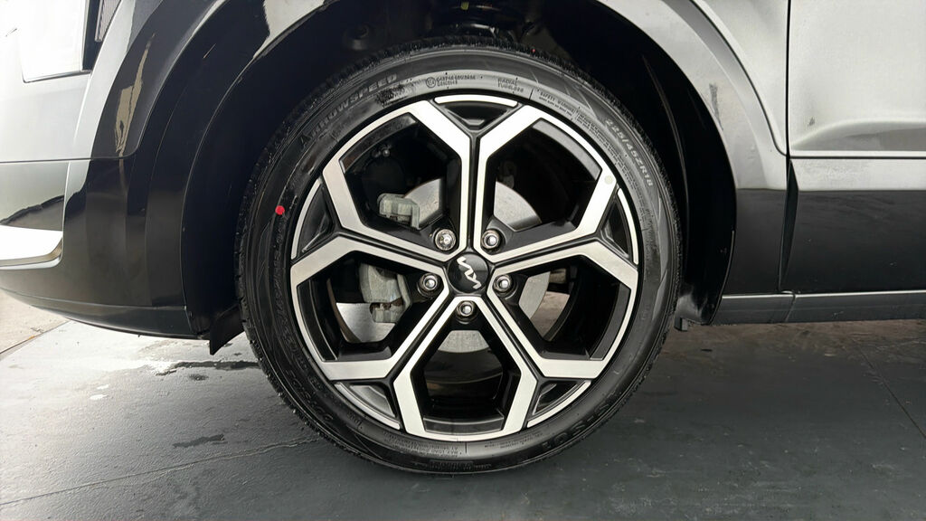 Kia Niro Kia Niro 3 White #17