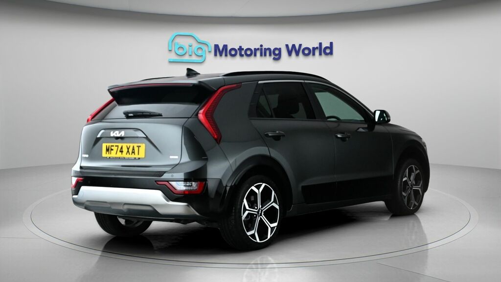 Kia Niro Kia Niro 3 White #7