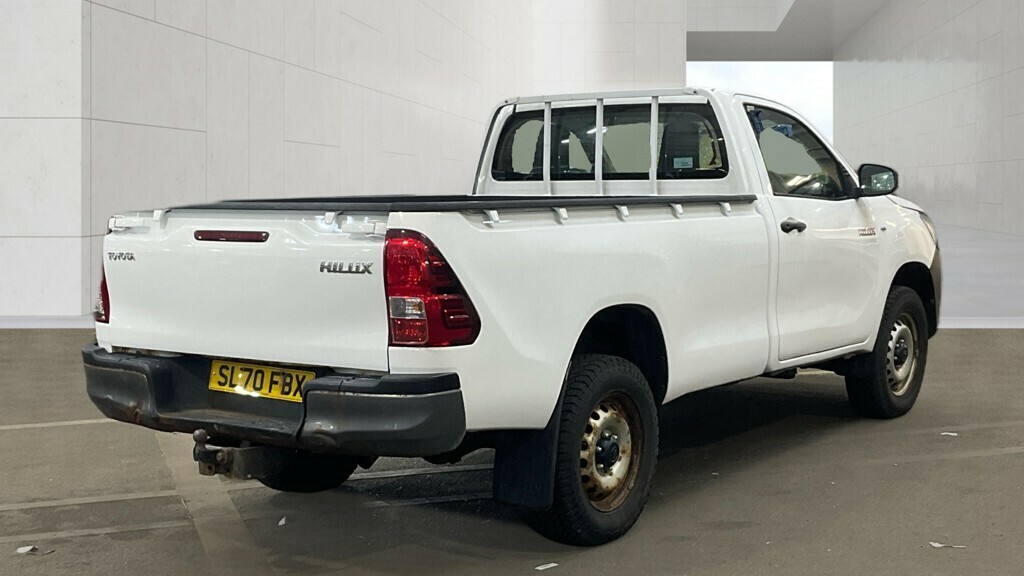 Toyota HILUX D-4d 150 Active 4Wd Single Cab White #3