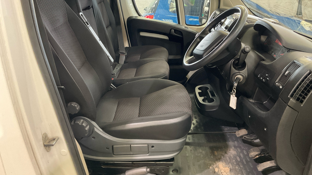 Peugeot Boxer 335 Bluehdi 165 L3 Built For Bisness Lwb Low Loade White #3