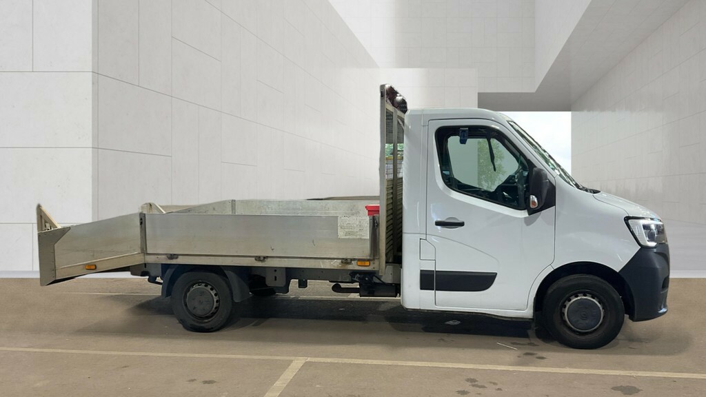 Renault Master Ml35 Dci 125 Business Mwb Single Cab Alloy Beavert White