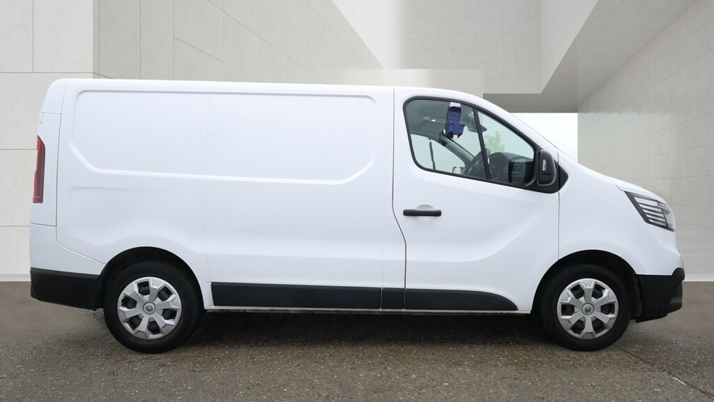 Renault Trafic Sl28 Dci 130 Business Plus Swb Low Roof White #2