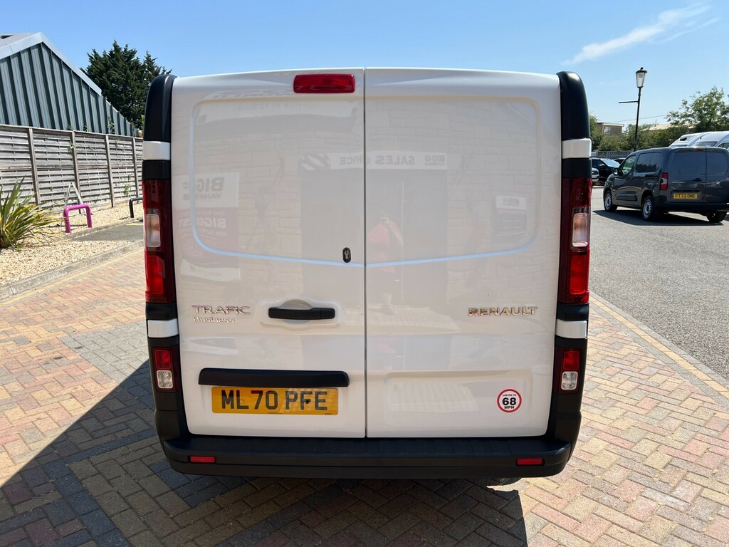 Renault Trafic Sl28 Dci 120 Business Energy Swb Low Roof 23277 White #4