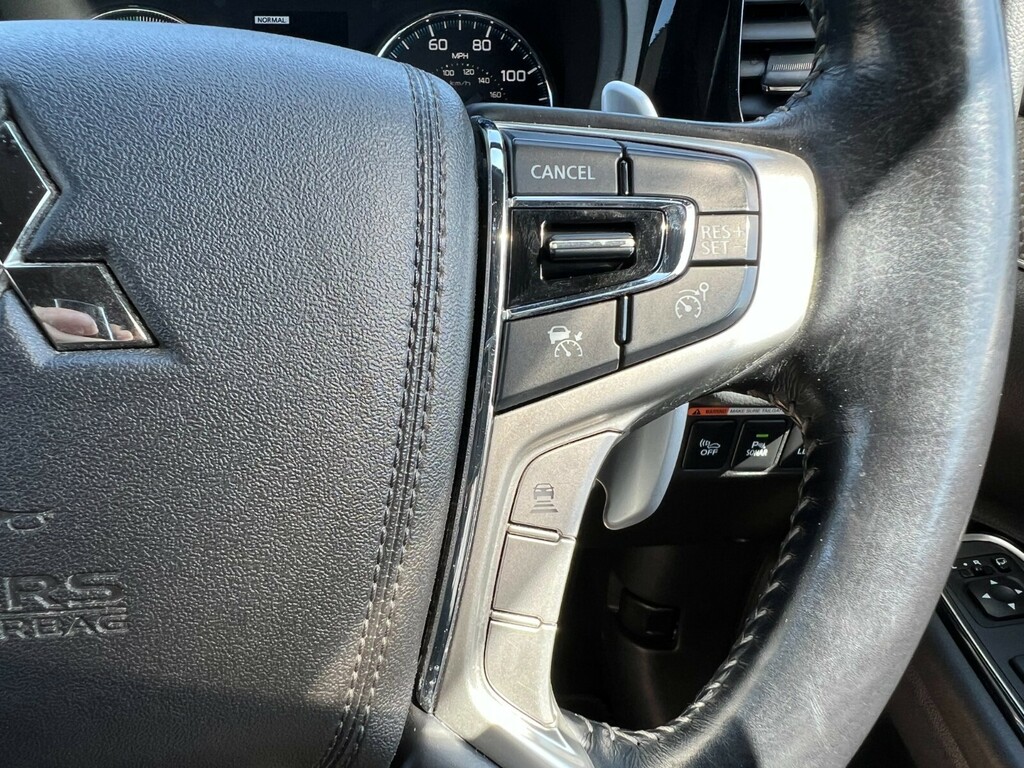 Mitsubishi Outlander 4 Black #28