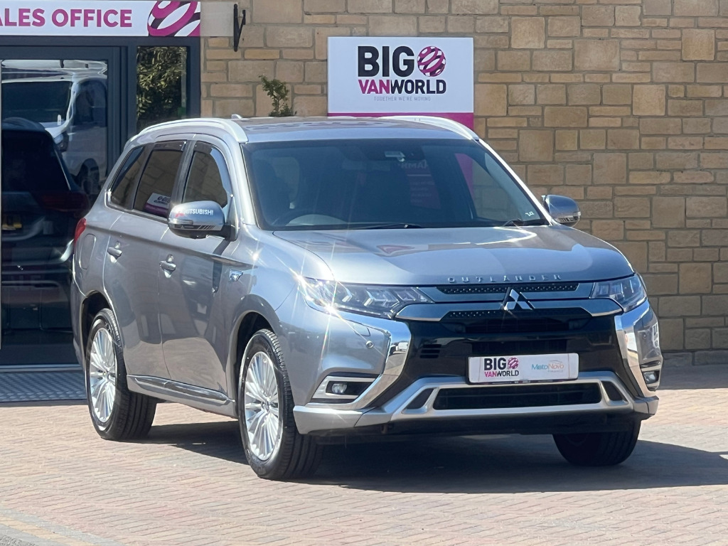 Mitsubishi Outlander 2.4H Twinmotor 13.8Kwh Phev 4Hs 23260 Grey