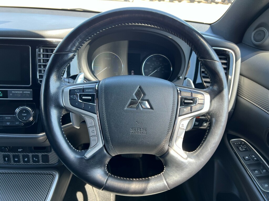 Mitsubishi Outlander 4 Black #13