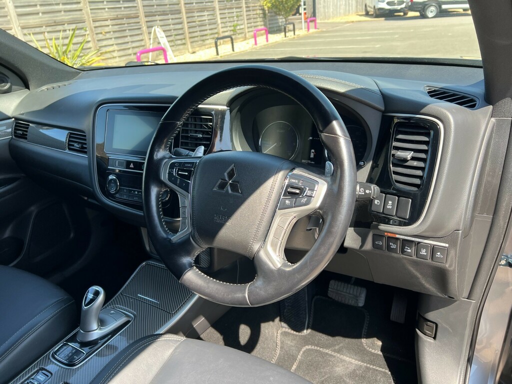 Mitsubishi Outlander 4 Black #11