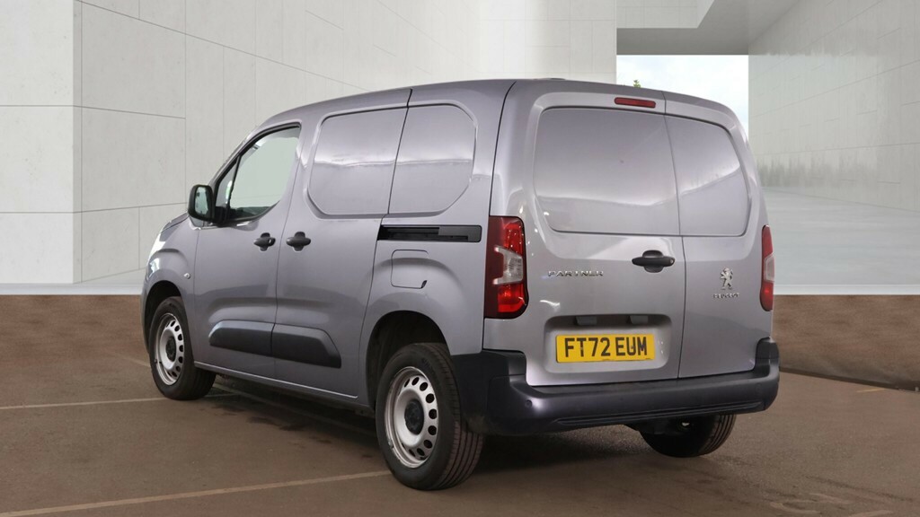 Peugeot Partner 1000 Bluehdi 100 L1h1 Professional Premium Plus Sw Grey #4