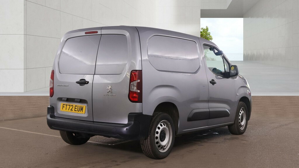 Peugeot Partner 1000 Bluehdi 100 L1h1 Professional Premium Plus Sw Grey #3