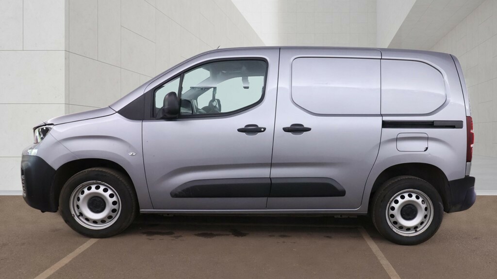 Peugeot Partner 1000 Bluehdi 100 L1h1 Professional Premium Plus Sw Grey #5