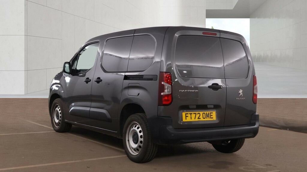 Peugeot Partner 1000 Bluehdi 100 L1h1 Professional Premium Plus Sw Grey #4
