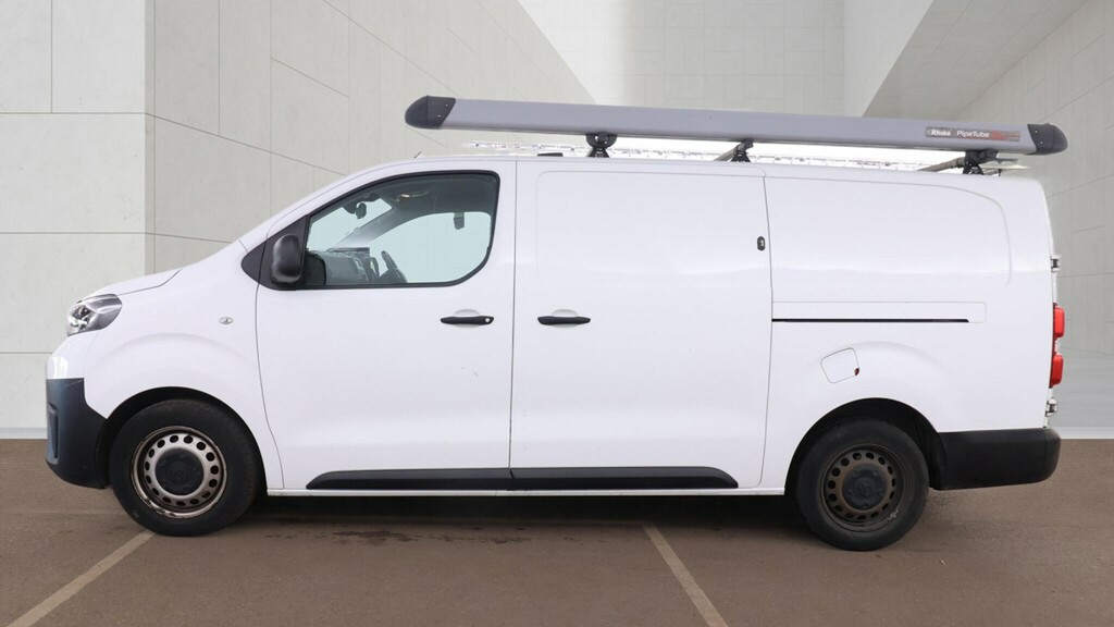 Toyota PROACE 2.0D 120 Icon Long Low Roof White #5