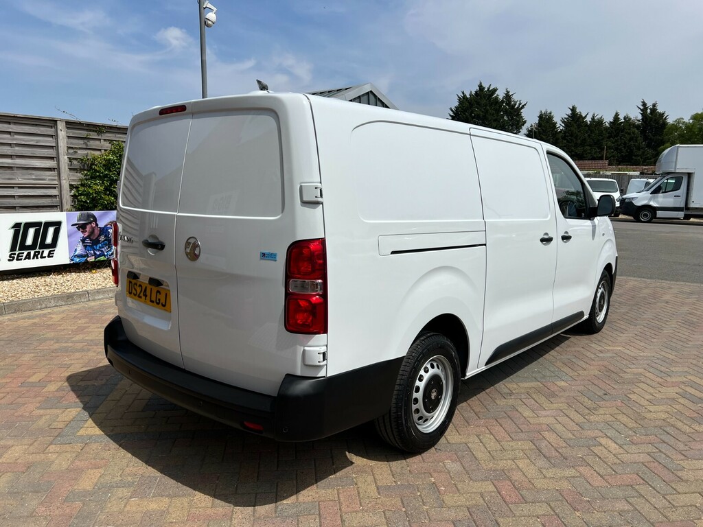 Vauxhall Vivaro F3100 Turo D 145 XL Prime Lwb Low Roof 23322 DS24LGJ White #3