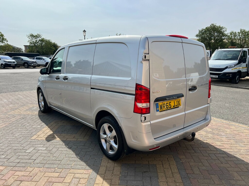 Mercedes-Benz Vito 2.1L Null White #5