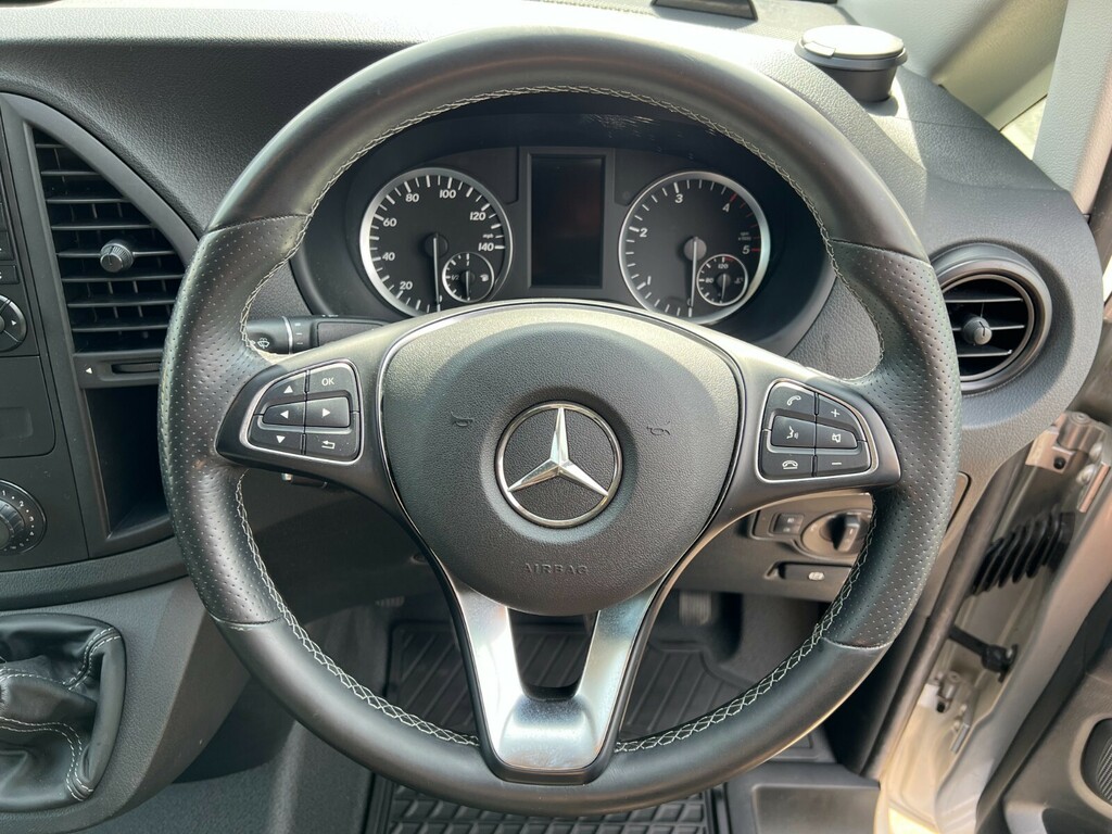 Mercedes-Benz Vito 2.1L Null White #13