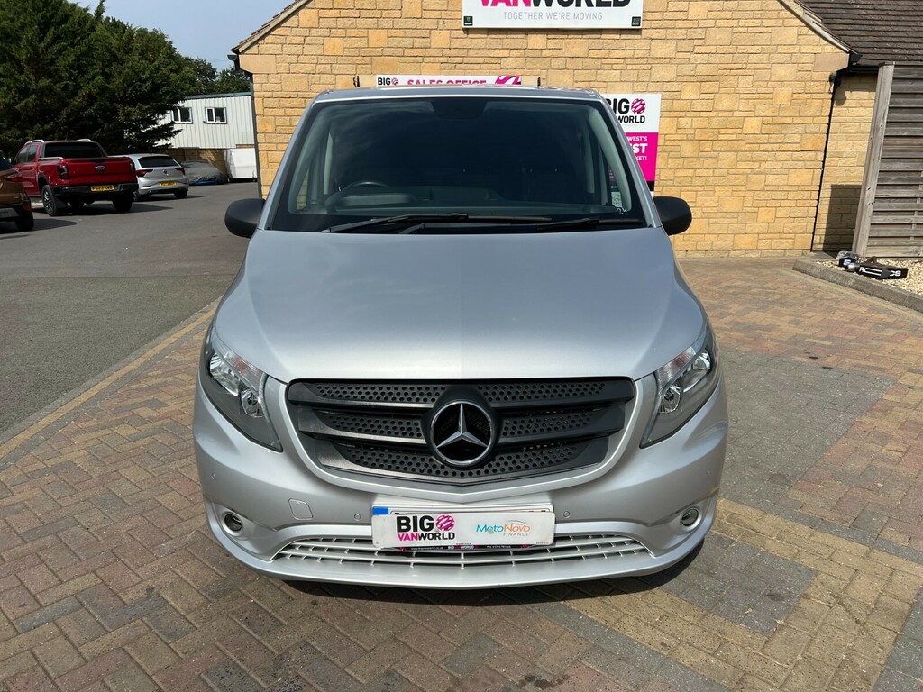 Mercedes-Benz Vito 2.1L Null White #8