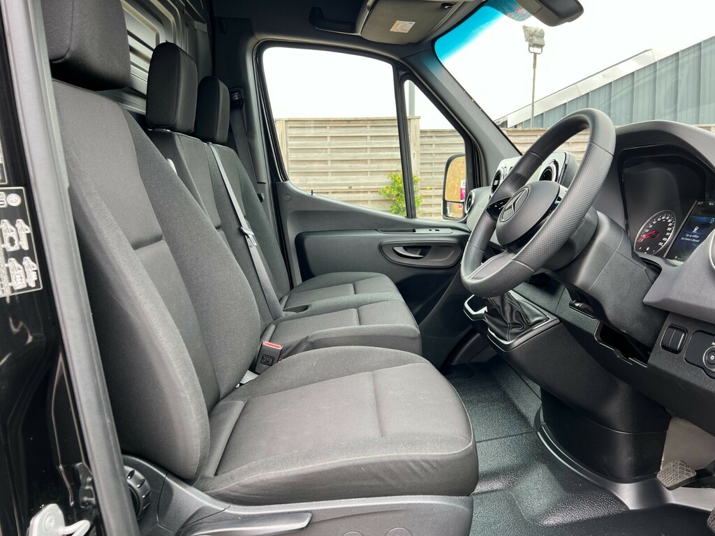 Mercedes-Benz Sprinter 3.5T L3 H2 Pro Van White #10