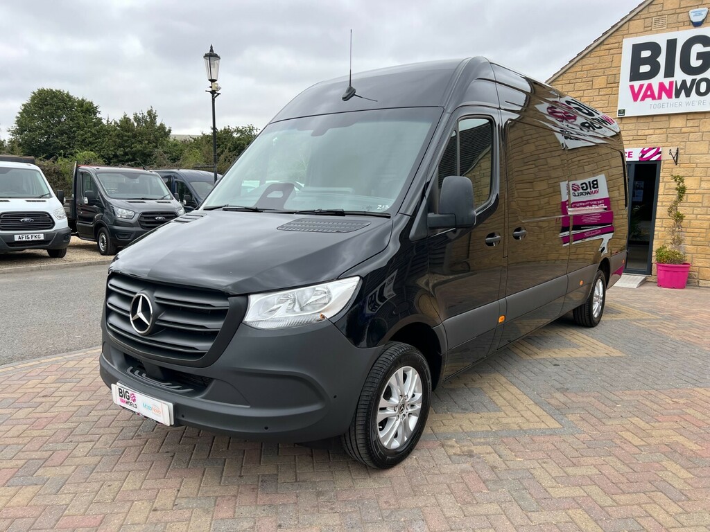 Mercedes-Benz Sprinter 3.5T L3 H2 Pro Van White #7