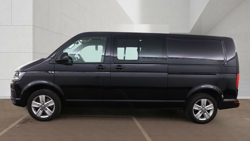 Volkswagen Transporter T32 Tdi 204 Kombi Highline Bmt Lwb 5 Seat Crew Van Black #5