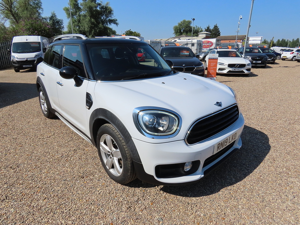 Mini Countryman 2.0 Cooper D Suv Euro 6 Ss 1 White